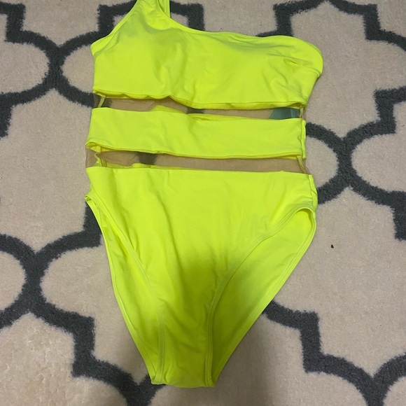 Yellow one piece swimsuit - Picture 3 of 3